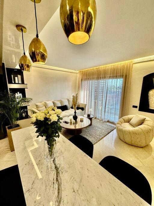 Centre Zara 2br Appartement *