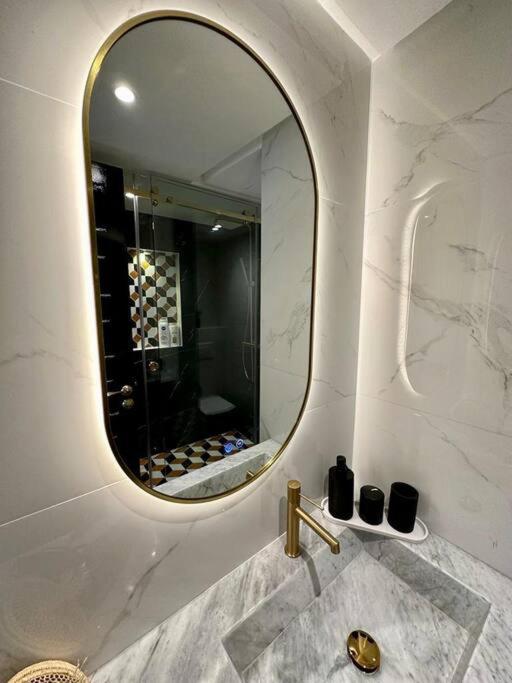 Centre Zara 2br Appartement *