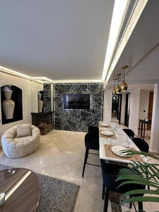 Centre Zara 2br *