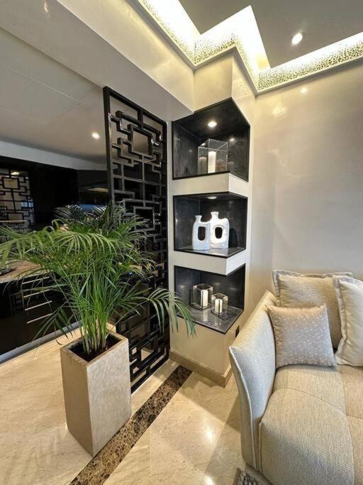 Centre Zara 2br Appartement *